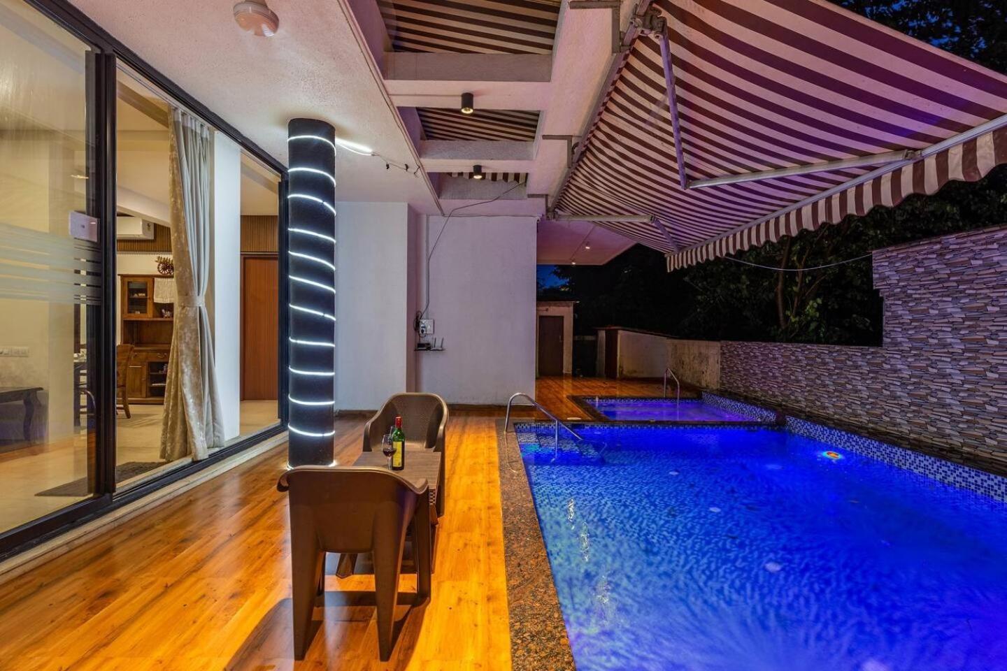 Tipsy Turtle 47 Villa ロナバラ エクステリア 写真