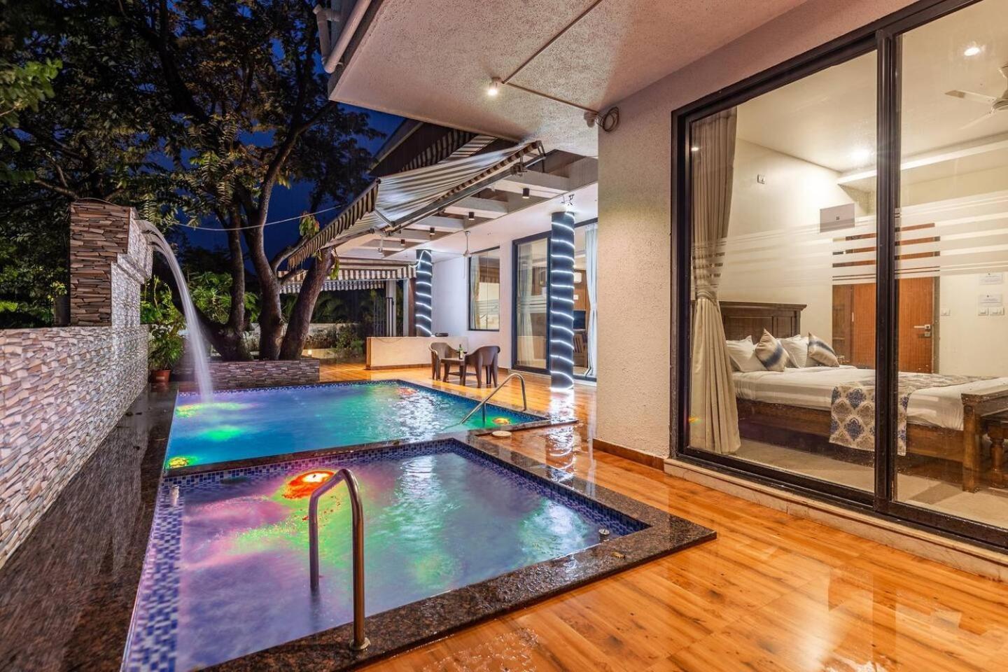 Tipsy Turtle 47 Villa ロナバラ エクステリア 写真